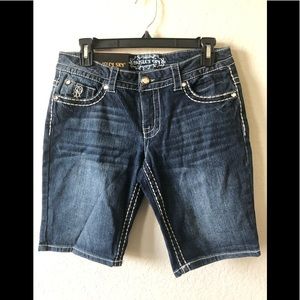NEW Paisley Sky Size 6 Stretch Jean Shorts Bermuda